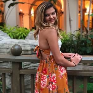 Meet your Posher, Madelyn